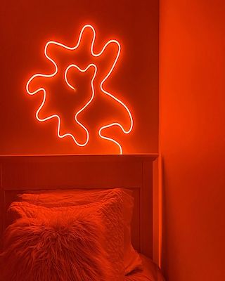 Squiggle lights are the cutest new room decor trend GirlsLife