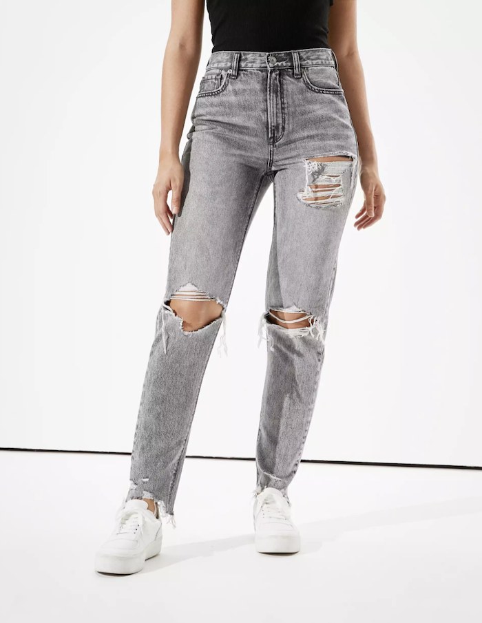 American eagle ripped jeans  Ripped jeans style, Diy ripped jeans,  Outfitters clothes