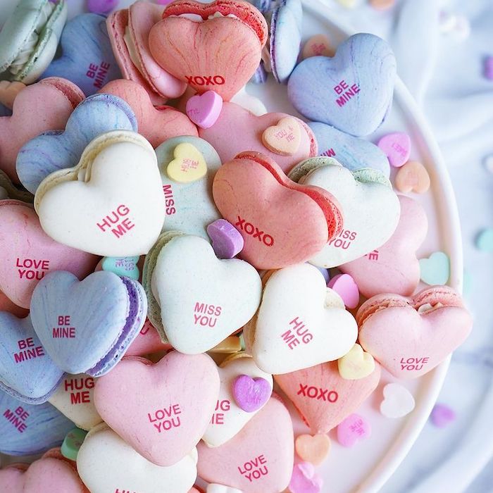 Download Adorable Colorful Coil Heart Aesthetic Valentine's Day