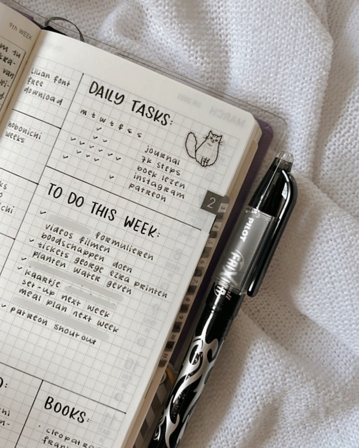 How to start bullet journaling this school year - GirlsLife